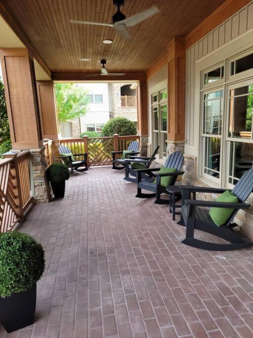 South Charlotte'S Cozy & Modern Lägenhet Exteriör bild